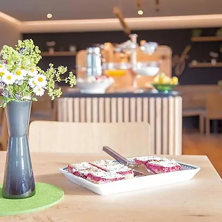 Alpenhof Bed & Breakfast