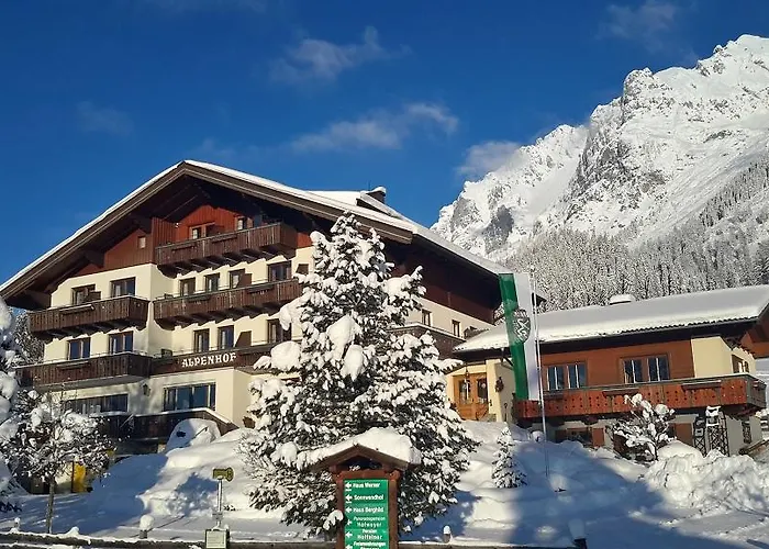 Bed & Breakfast Alpenhof 3*